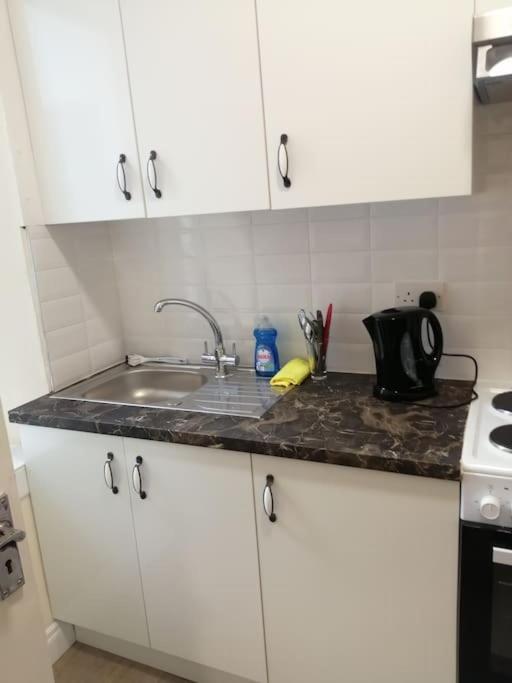 Cosy City Apartment Корк Екстер'єр фото
