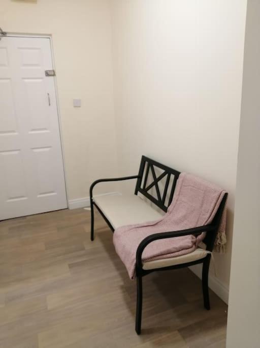 Cosy City Apartment Корк Екстер'єр фото