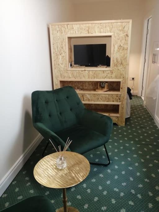 Cosy City Apartment Корк Екстер'єр фото